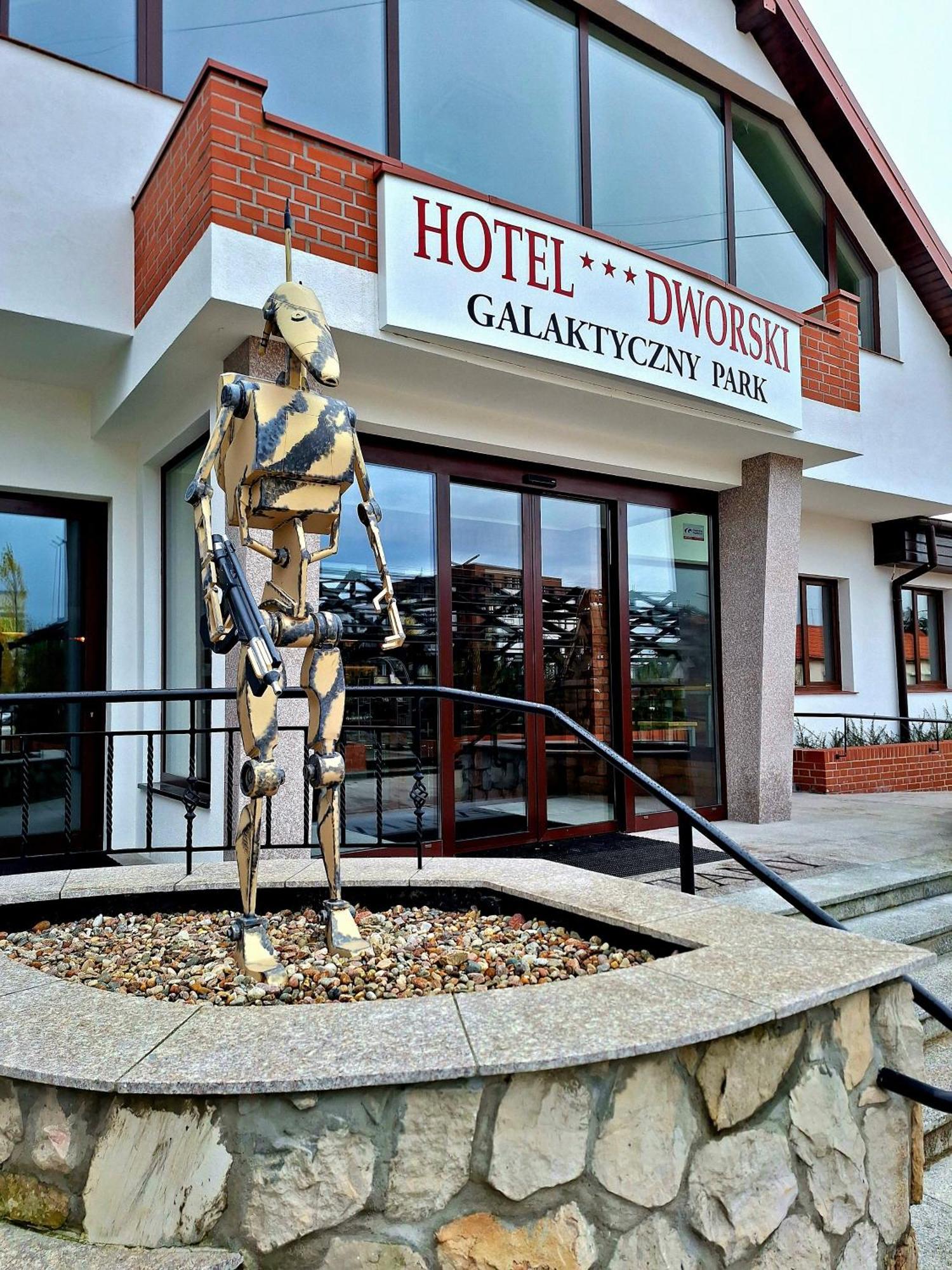 Hotel Dworski Galaktyczny Park Warzymice Exterior photo